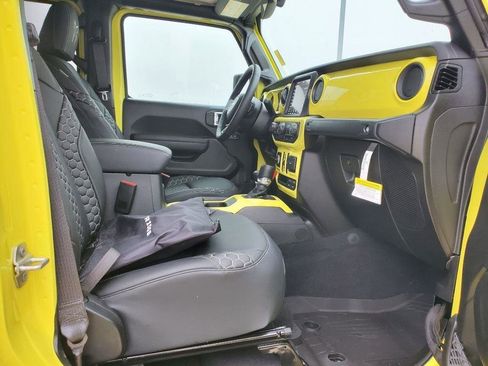 New 2023 Jeep Gladiator Sport image 25