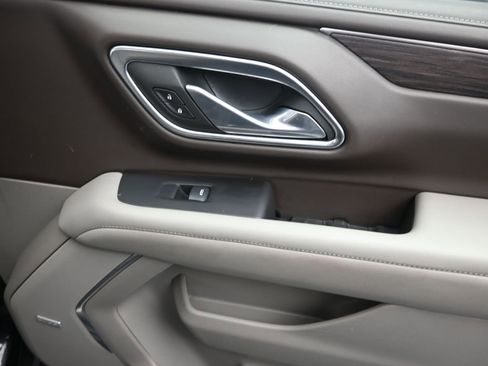 Used 2024 Chevrolet Tahoe LT image 25