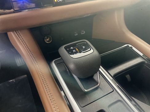 Certified 2024 Nissan Pathfinder Platinum w/ Cargo Package image 21