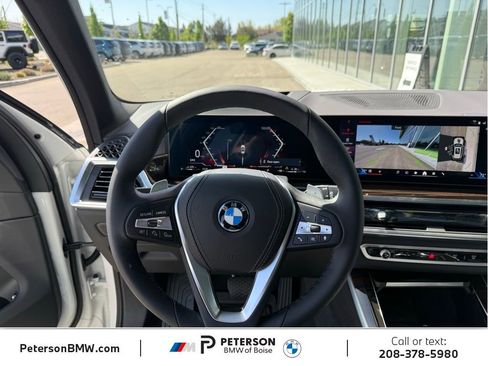 New 2026 BMW X5 xDrive50e w/ Premium Package AWD/4WD image 18