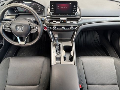 Used 2018 Honda Accord LX image 10