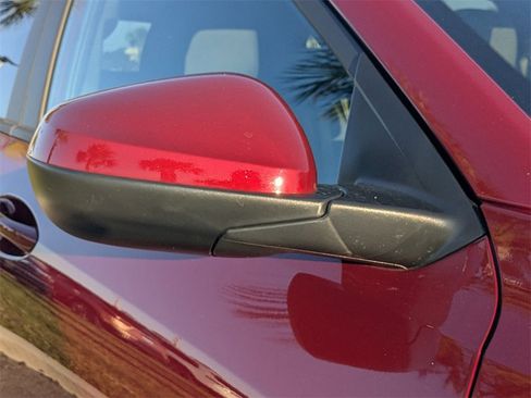 Certified 2025 Chevrolet Trax LT image 12