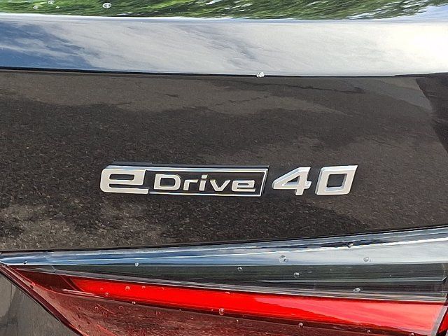 Used 2023 BMW i4 eDrive40 w/ Premium Package RWD image 33