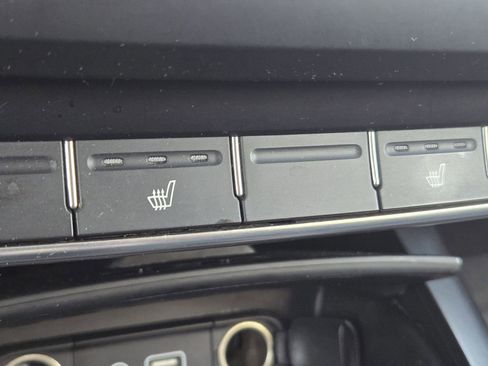 Used 2018 Kia Sorento LX image 30