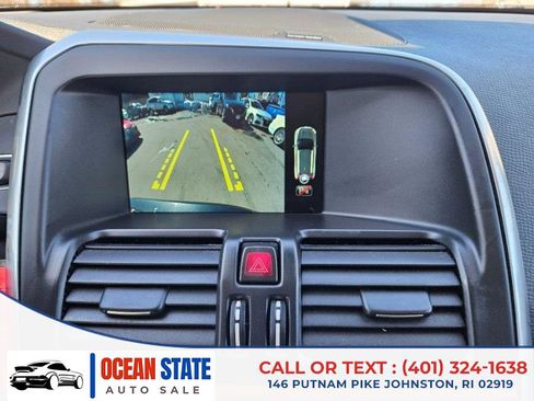 Used 2016 Volvo XC60 T5 Platinum w/ Climate Package image 18