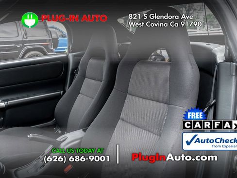 Used 2005 Toyota MR2 image 11