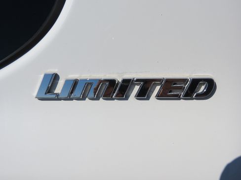 Used 2006 Toyota Tundra Limited image 10
