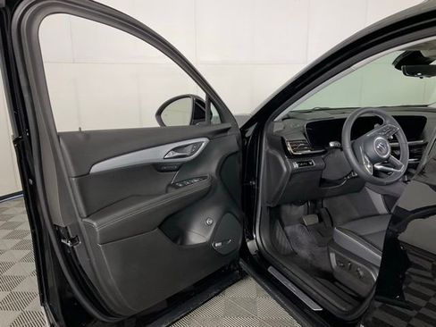 Used 2025 Buick Envision Avenir AWD/4WD image 26