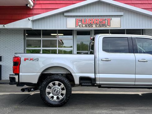 Used 2023 Ford F250 Lariat w/ Lariat Ultimate Package image 11