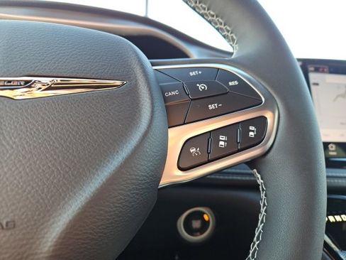 New 2026 Chrysler Pacifica Select image 40