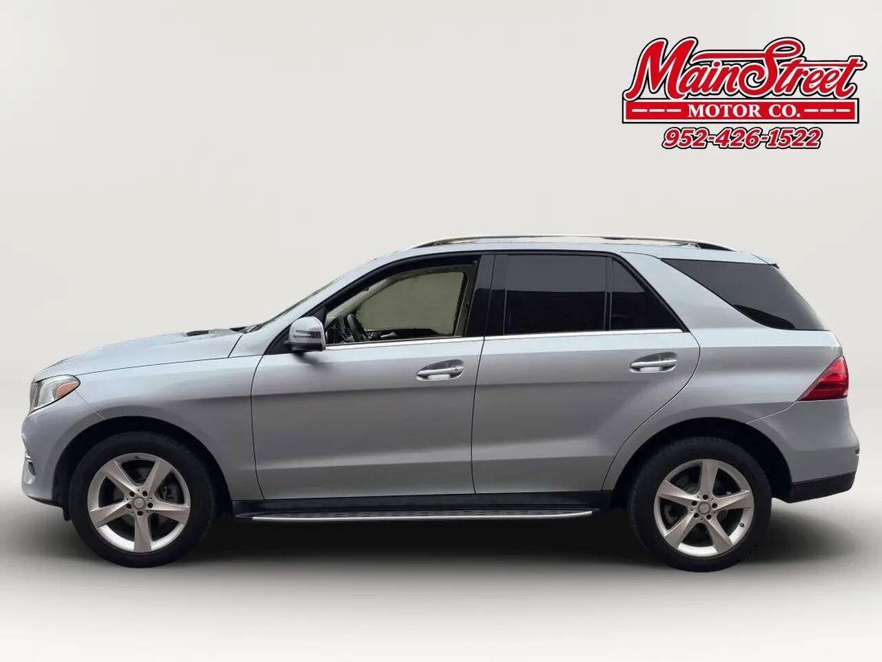 Used 2017 Mercedes-Benz GLE 350 4MATIC image 4