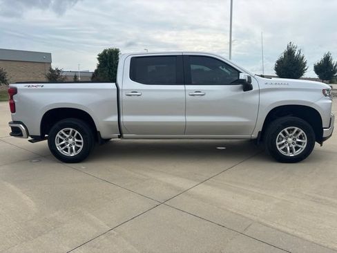 Used 2022 Chevrolet Silverado 1500 LT w/ Safety Package AWD/4WD image 38