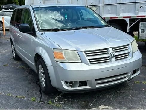 Used 2010 Dodge Grand Caravan SE FWD image 1