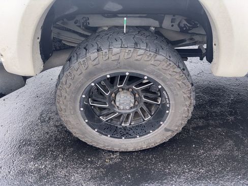 Used 2017 Ford F350 Platinum w/ Platinum Ultimate Package AWD/4WD image 14