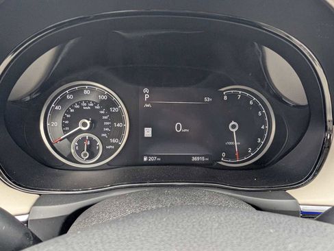 Used 2022 Genesis GV70 2.5T w/ Advanced Package image 11