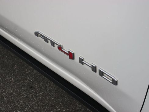 Used 2024 GMC Sierra 3500 AT4 w/ AT4 Premium Plus Package AWD/4WD image 11