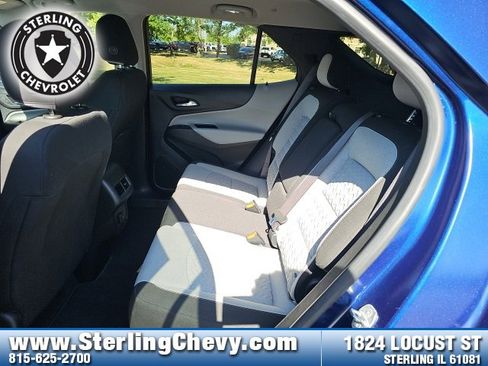 Used 2022 Chevrolet Equinox LS image 24