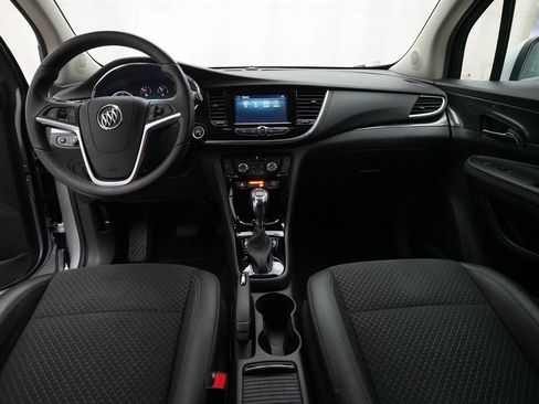 Used 2022 Buick Encore Preferred w/ Safety Package image 5