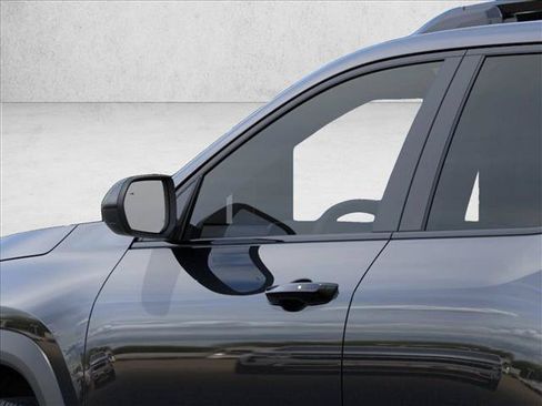 New 2027 Chevrolet Equinox RS FWD image 12