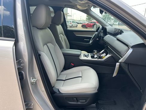 New 2026 MAZDA CX-90 3.3 Turbo w/ Preferred Package AWD/4WD image 23