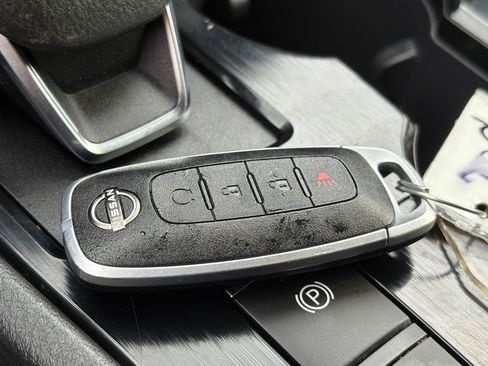 Certified 2023 Nissan Rogue SV FWD image 41