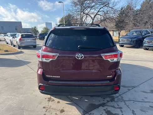 Used 2015 Toyota Highlander XLE image 6