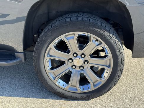 Used 2019 Chevrolet Tahoe LT image 45