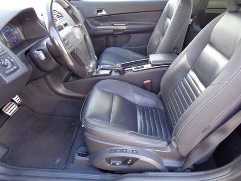 Used 2012 Volvo C30 T5 R-Design image 24