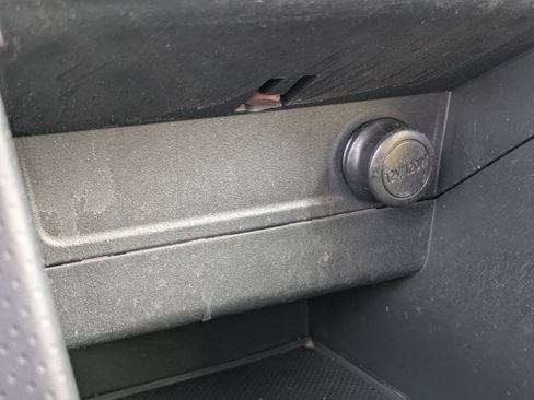 Used 2017 Subaru Forester 2.5i Touring image 30