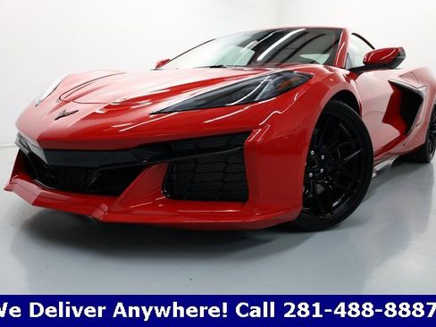 Used 2025 Chevrolet Corvette Z06 image 2