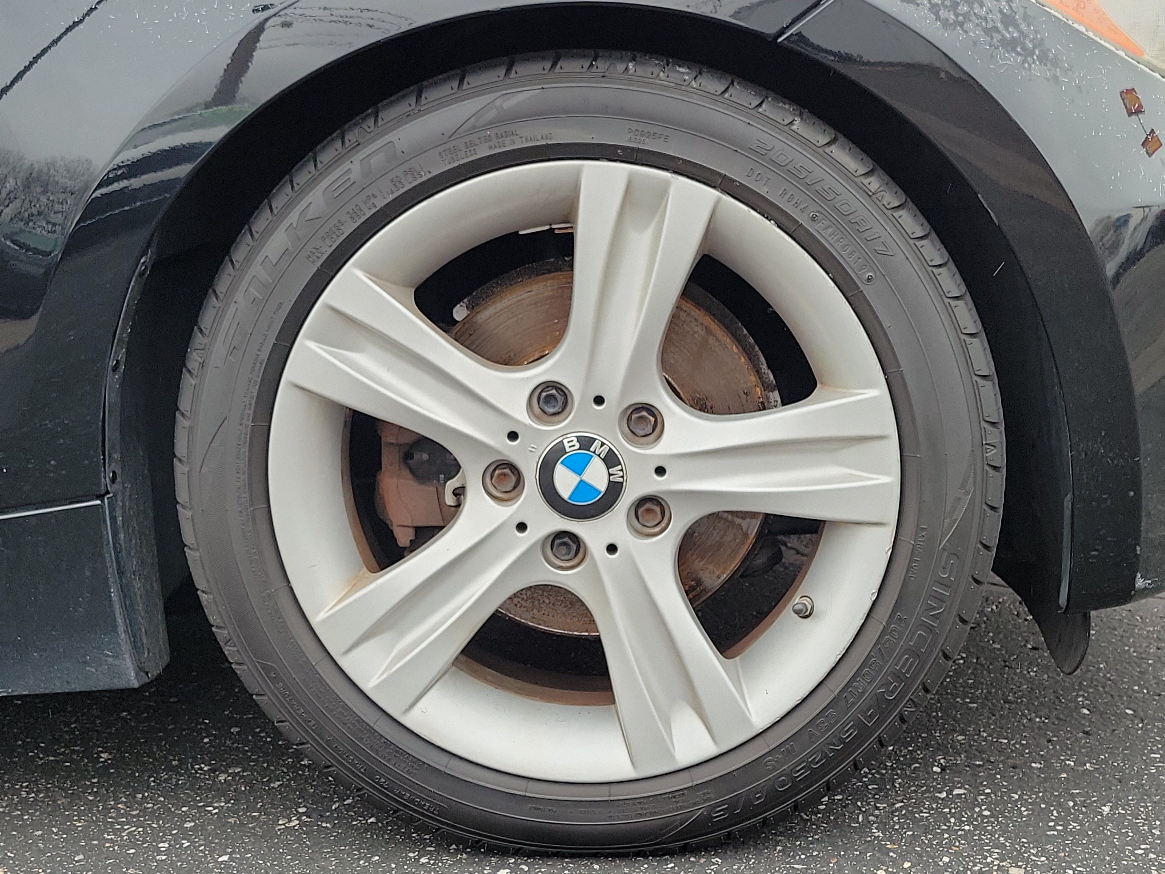 Used 2009 BMW 128i Convertible RWD image 5