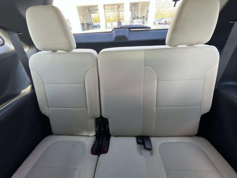 Certified 2023 Chevrolet Traverse LS image 13