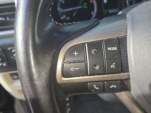 Used 2020 Lexus GX 460 Premium w/ Premium Package AWD/4WD image 18