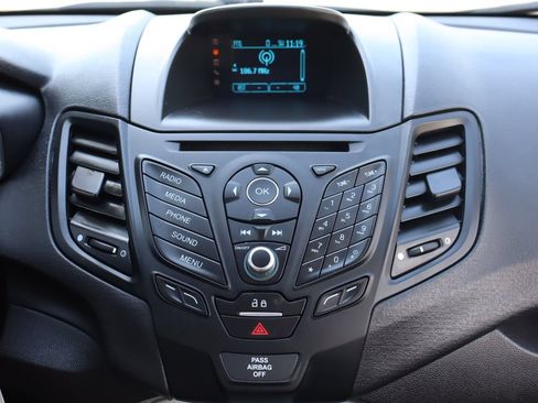 Used 2017 Ford Fiesta SE FWD image 34