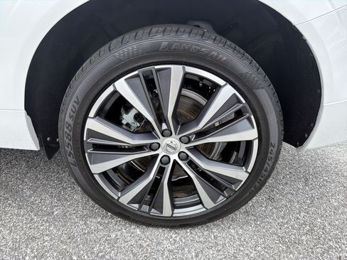 Used 2022 Volvo XC60 T8 Inscription Expression w/ Advanced Package AWD/4WD image 20