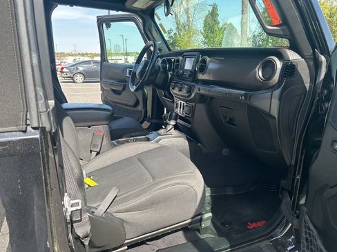 Used 2020 Jeep Wrangler Sport image 25
