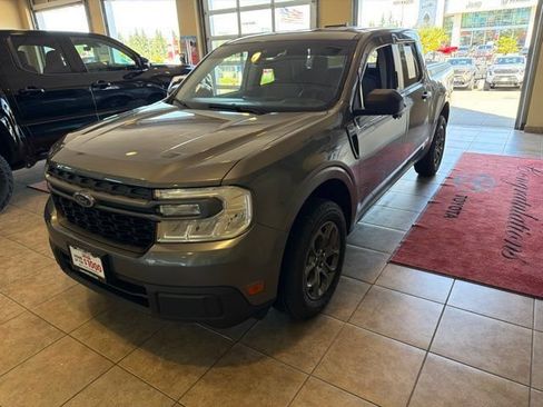 Used 2022 Ford Maverick XLT FWD image 3