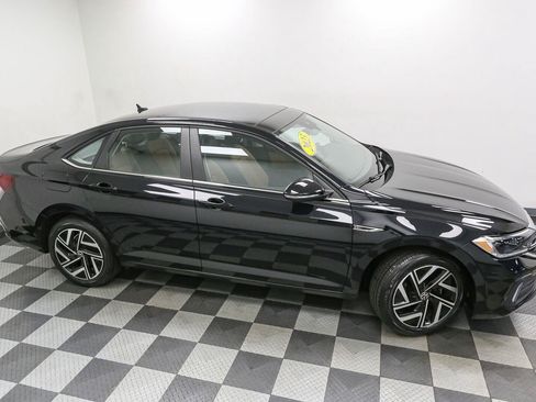 Used 2023 Volkswagen Jetta SEL FWD image 6
