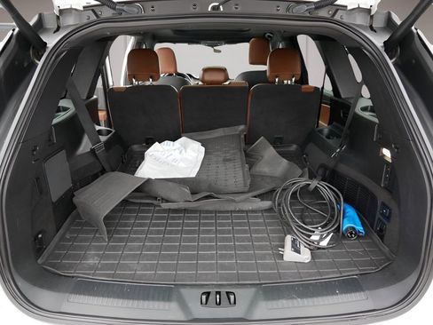 Used 2021 Lincoln Aviator Grand Touring w/ Equipment Group 301A AWD/4WD image 12