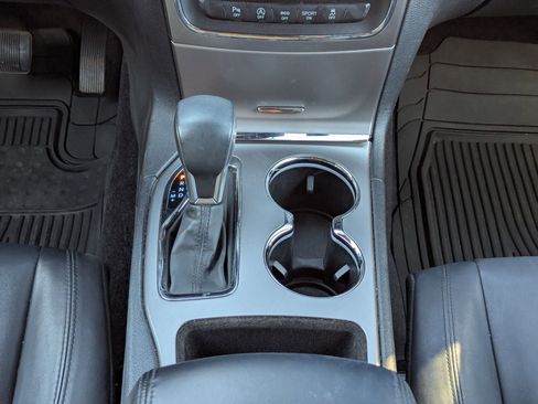 Used 2018 Jeep Grand Cherokee Limited image 19