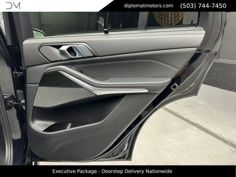 Used 2022 BMW X5 M50i w/ Executive Package AWD/4WD image 28