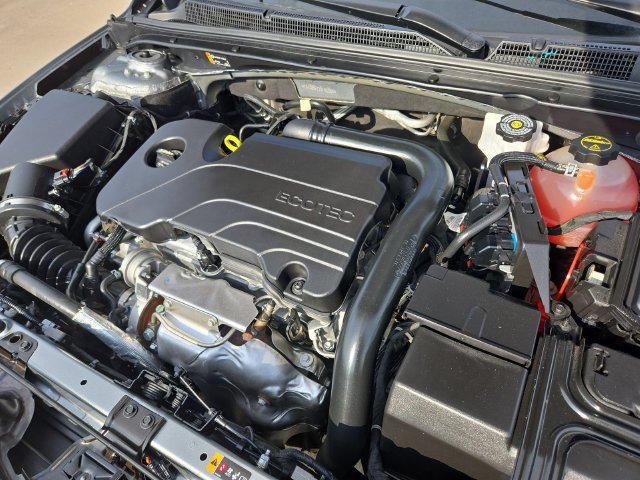 Used 2025 Chevrolet Malibu LT FWD image 27