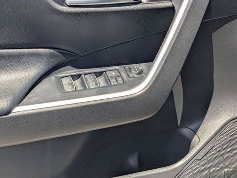 Used 2024 Toyota RAV4 XLE AWD/4WD image 11