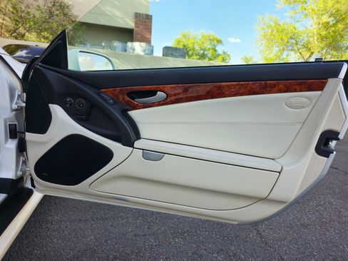 Used 2007 Mercedes-Benz SL 550 SL 550 image 27