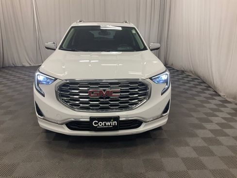Used 2020 GMC Terrain Denali w/ GMC Pro Grade Package AWD/4WD image 12