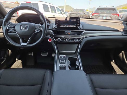 Used 2022 Honda Accord Sport image 18