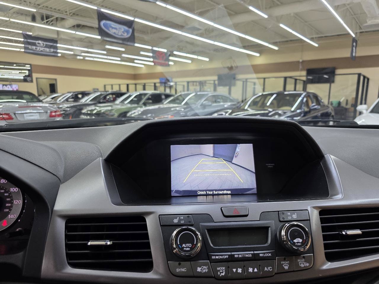 Used 2015 Honda Odyssey EX-L image 33