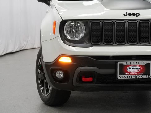 Certified 2023 Jeep Renegade Trailhawk AWD/4WD image 7
