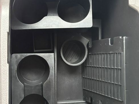 Used 2016 Ford F350 Lariat w/ Chrome Package image 37