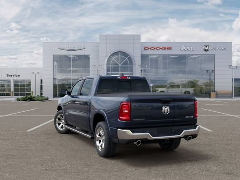 New 2026 RAM 1500 Big Horn AWD/4WD image 3